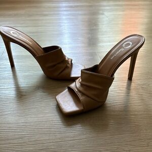 Summer Slip-on 3” heel